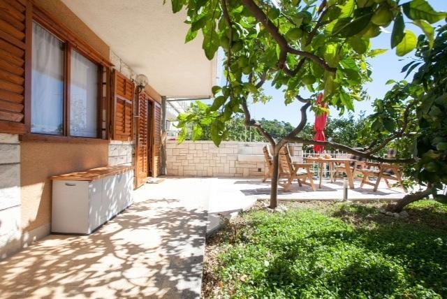 Holiday Home Luma Podgora Kamer foto